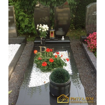 Европейский памятник №60 — ritualum.ru